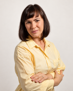dr. Terényi Fruzsina Noémi portréja